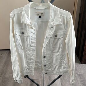 Universal Thread Cream Denim Jacket